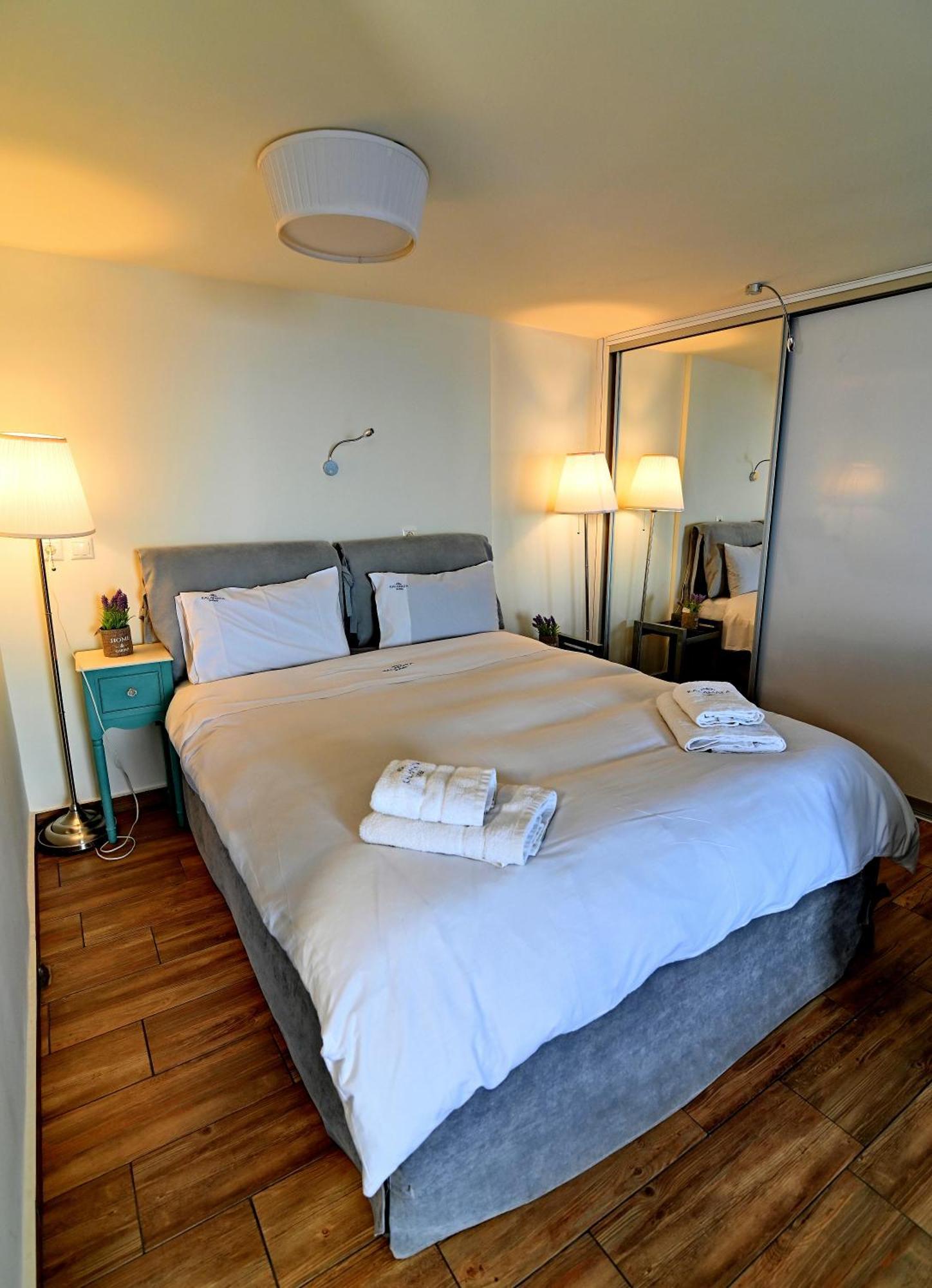 Kalamata Suites By 'Elite' Extérieur photo
